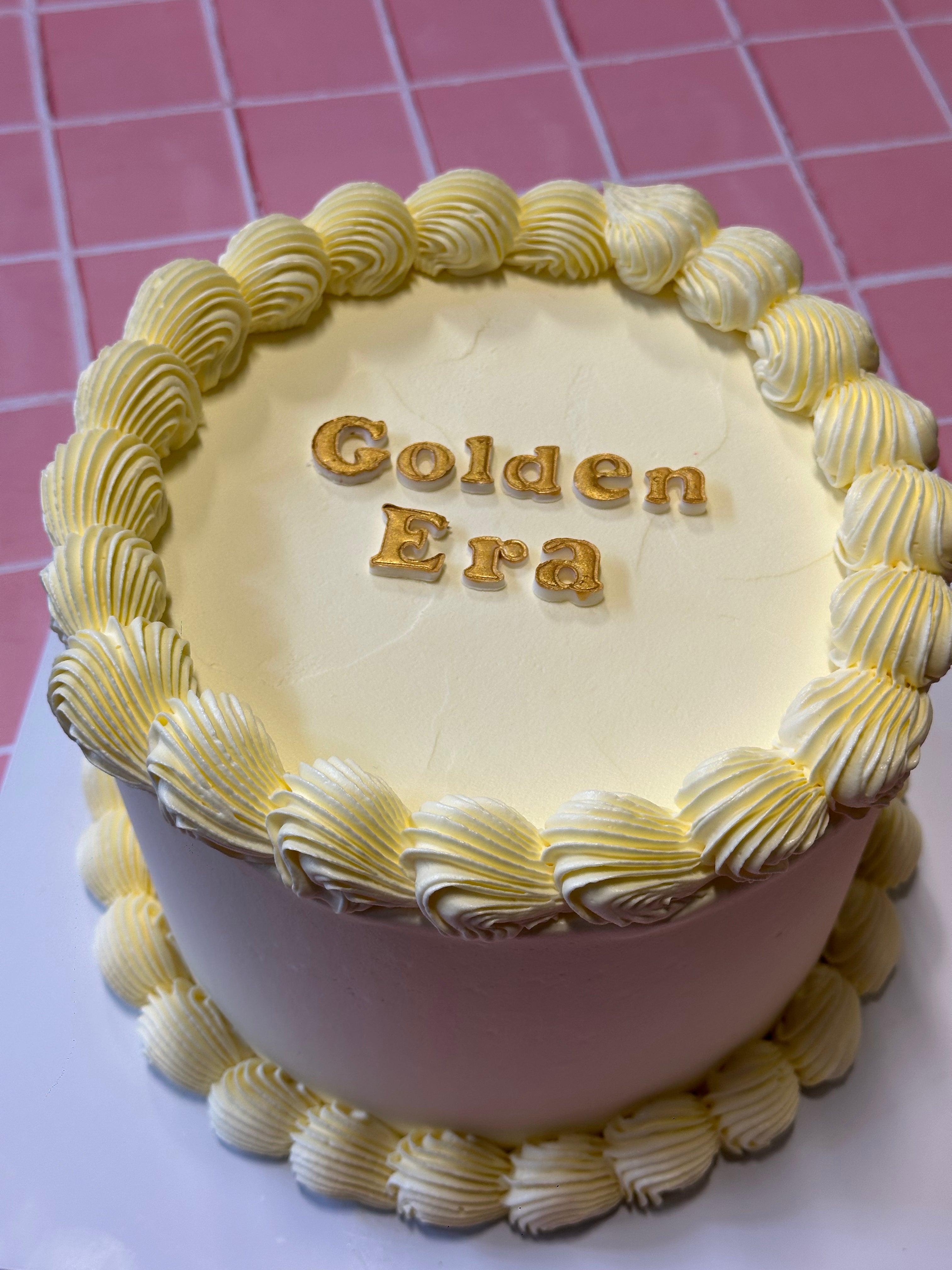 Vintage cake 1