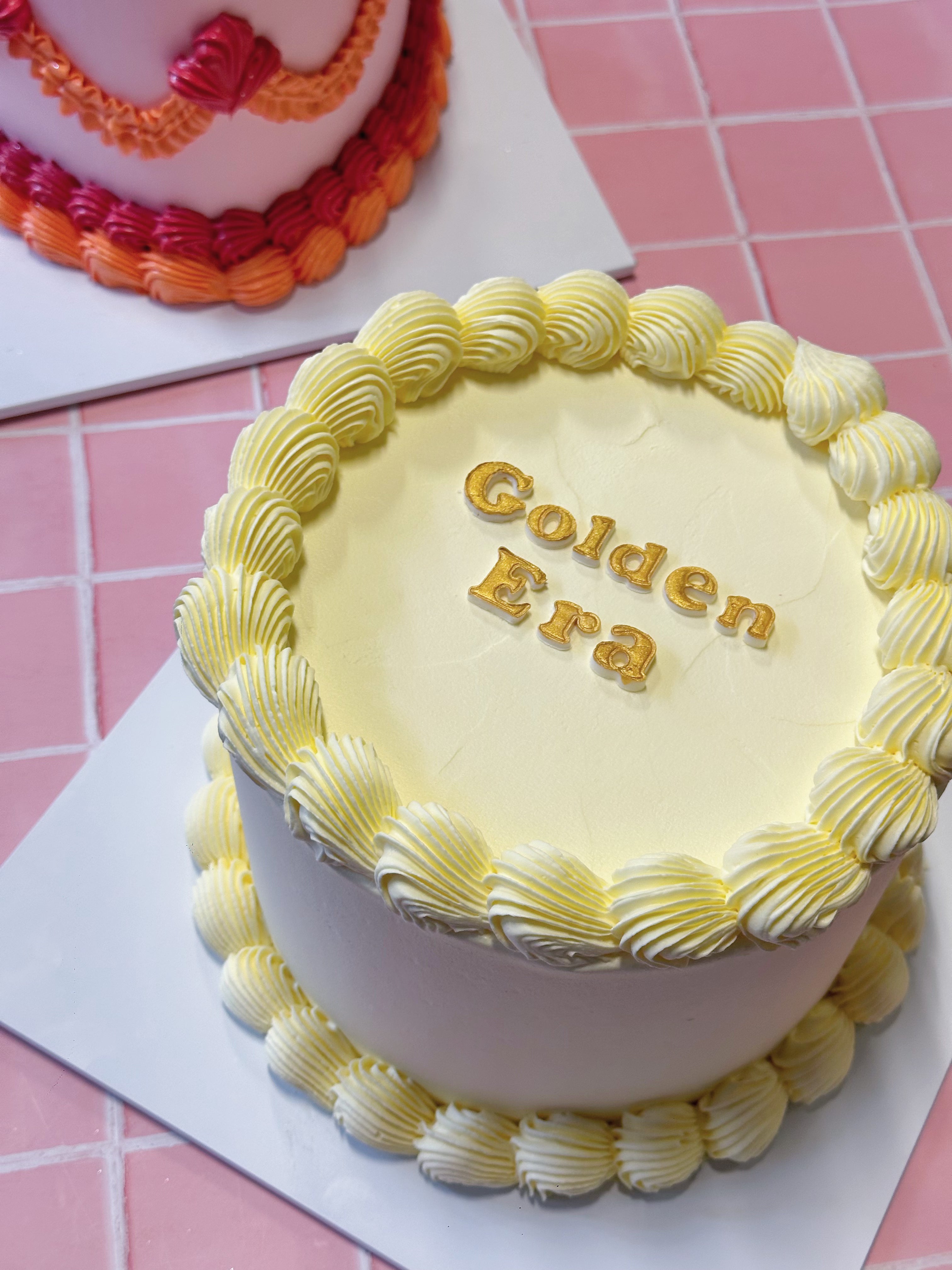 Vintage cake 1